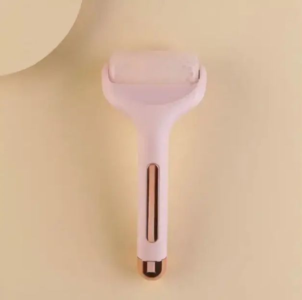 Охолоджуючий масажер Ice Roller Flawless для обличчя та тіла рожевий компактний для зняття набряків та втоми 0826 фото