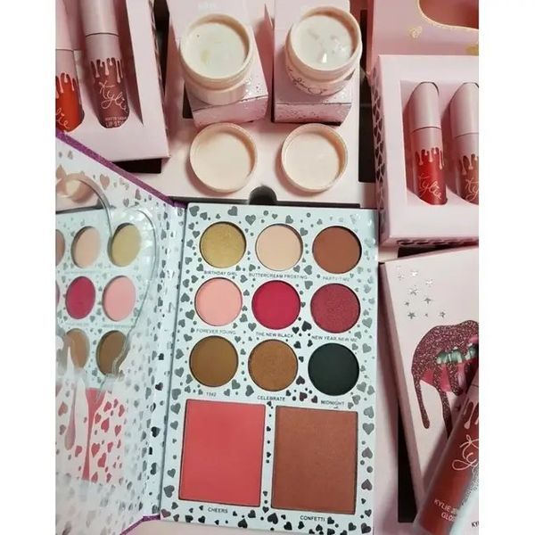 Подарунковий набір декоративної косметики KYLIE для макіяжа 0840 фото