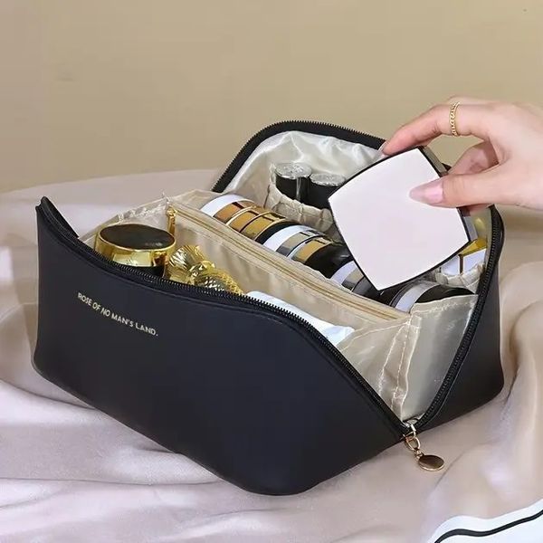 Косметичка MAKE UP BAG BLACK для зберігання косметичних засобів та аксесуарів у стильному дизайні 0789 фото