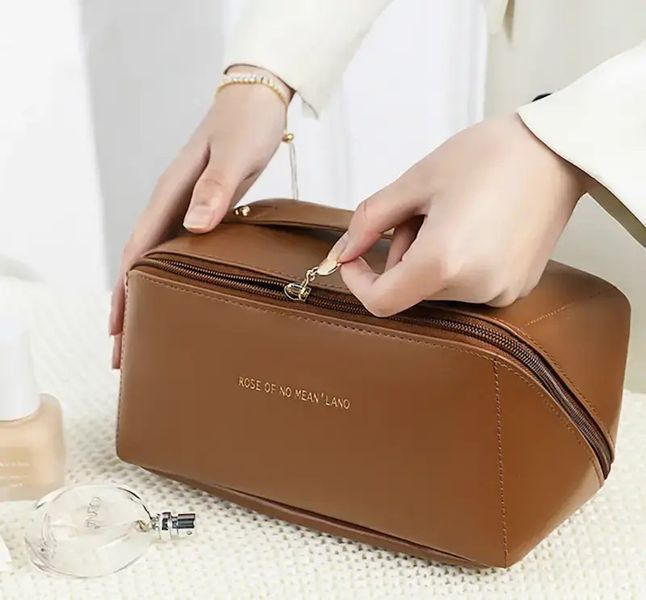 Косметичка MAKE UP BAG Brown для зберігання косметичних засобів у стильному дизайні 0790 фото